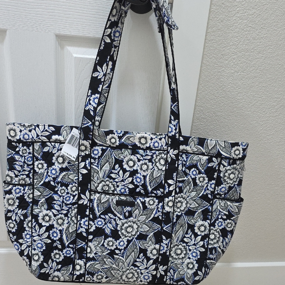 Vera Bradley Get Carried Away Bag In Snow Lotus